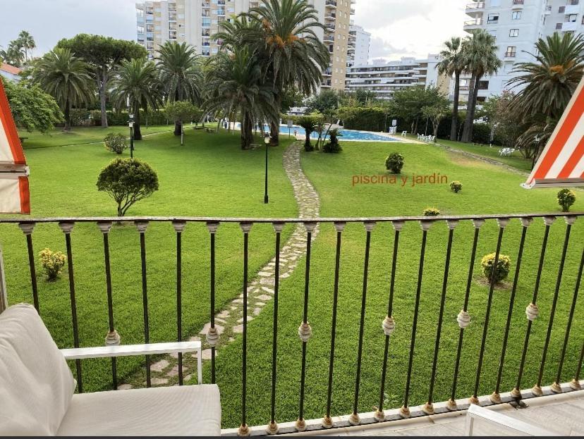 Apartamento Los Carmenes, Playa De Gandia Luaran gambar